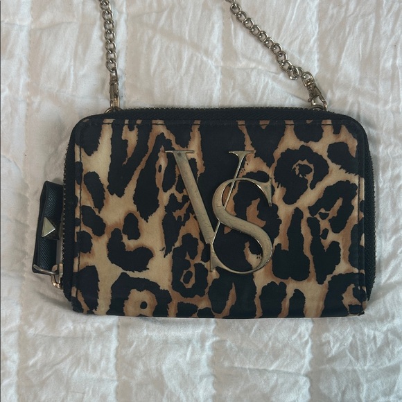 Victoria's Secret Animal Print Wristlet - Picture 3 of 15